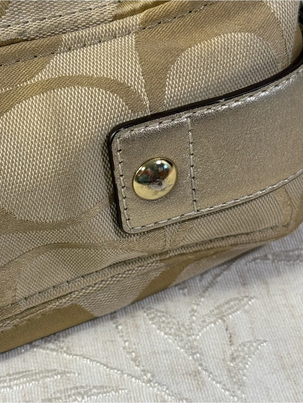 Coach Zoe Signature Khaki Gold Jacquard Canvas Hobo Shoulder Bag Purse Y2K - Picture 8 of 15